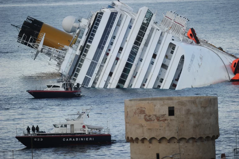 naufragio-costa-concordia-uma-analise-detalhada-sobre-esta-tragedia-maritima-em-2012